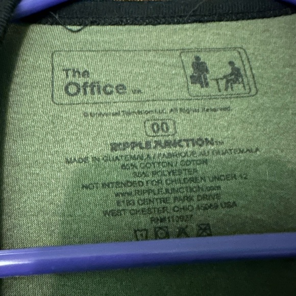 Torrid Shrute Farms Bed & Breakfast Green Tee 00 - Picture 3 of 4